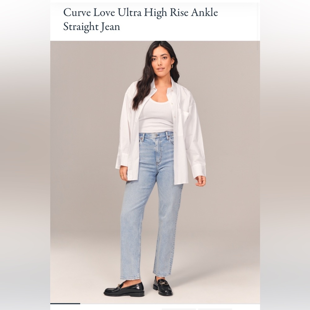 Abercrombie Curve Love Ankle Straight high rise light wash jeans